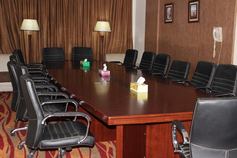 City Center Hotel Mawalih Zewnętrze zdjęcie