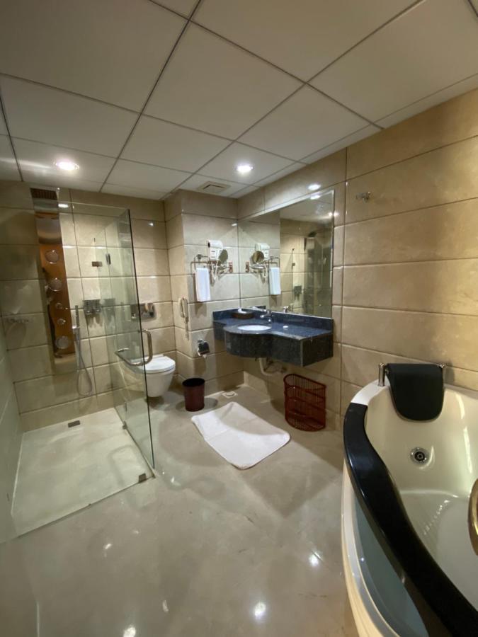 City Center Hotel Mawalih Zewnętrze zdjęcie